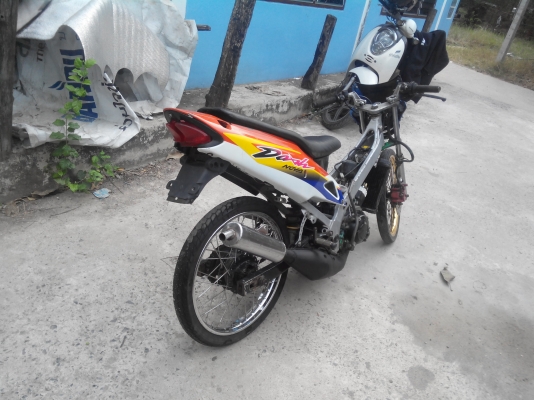 ขาย แดช  6500  บาท  ตามสภาพราคาคุยได้นิดหน่อยครับ