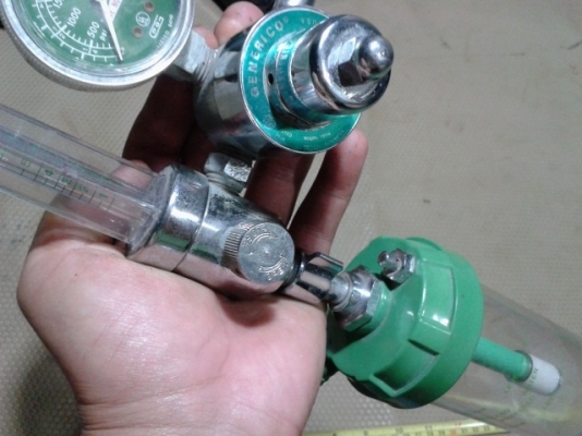 COMPRESSED GAS REGULATOR  GENERICO