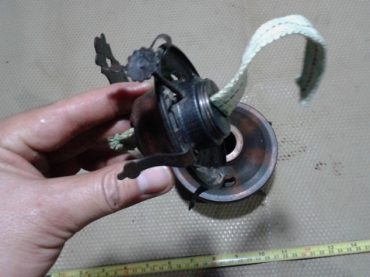 ตะเกียงน้ำมันก๊าชเก่า