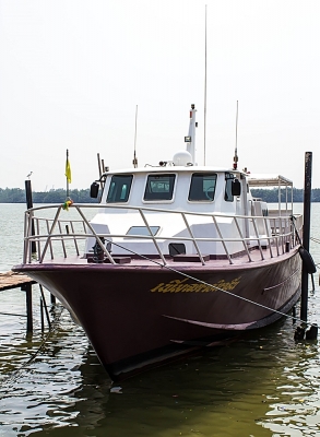 ขายเรือไฟเบอร์2ชั้น ขนาดยาว 20 เมตร ตกแต่งเต็มลำ พร้อมใช้งาน