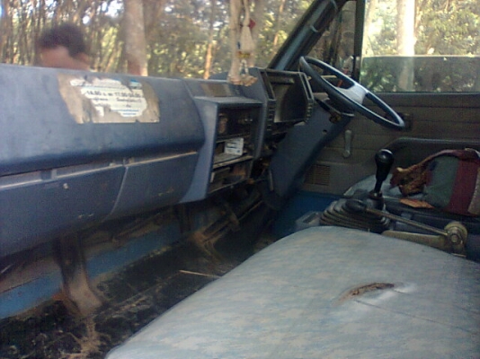 ขาย หกล้อ NPR 115 F หน้าหลัง