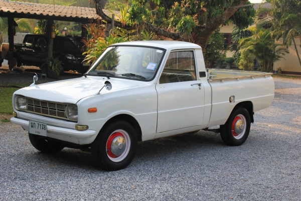 ขายมาสด้า 1000เกียร์คอ ทะเบียนเต็มพร้อมโอน กระจังหน้าอลูมิเนียม ขายมาสด้า 1000เกียร์คอ ทะเบียนเต็มพร้อมโอน กระจังหน้าอลูมิเนียม