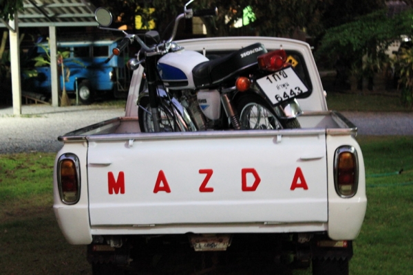 ขายมาสด้า 1000เกียร์คอ ทะเบียนเต็มพร้อมโอน กระจังหน้าอลูมิเนียม ขายมาสด้า 1000เกียร์คอ ทะเบียนเต็มพร้อมโอน กระจังหน้าอลูมิเนียม