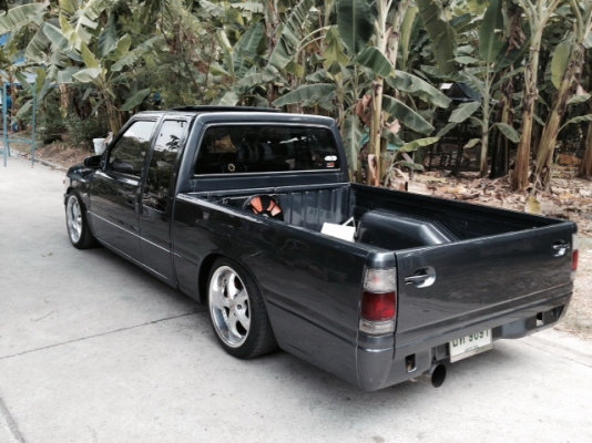 ISUZU หน้าย้อยแท้ แต่งขั้นเทพ จบๆ ทุกอย่าง ISUZU หน้าย้อยแท้ แต่งขั้นเทพ จบๆ ทุกอย่าง