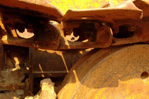 ขายด่วนแทรกเตอร์ตีนตขาบKOMATSUD50.A15ราคา195000บ