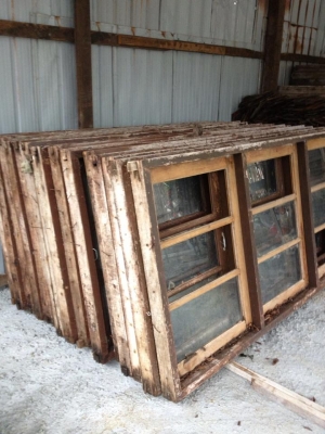 ขายชุดหน้าต่างไม้สัก ขนาด 120*250 ใหญ่ๆและสวยครับขายถูก ขายชุดหน้าต่างไม้สัก ขนาด 120*250 ใหญ่ๆและสวยครับขายถูก