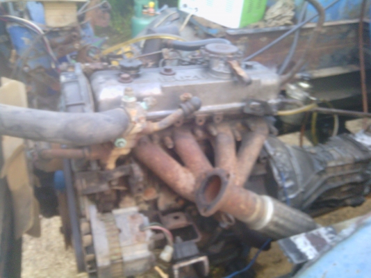 ขายรถอีแต่น ขับ 4  ล้อ กะบะกว้าง  2.10   ยาว 3.00 เมตร  เครื่อง อีสุสุ ช่วงล่างนิสสัน  สถาพพร้อมใช้