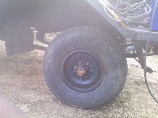 ขายรถอีแต่น ขับ 4  ล้อ กะบะกว้าง  2.10   ยาว 3.00 เมตร  เครื่อง อีสุสุ ช่วงล่างนิสสัน  สถาพพร้อมใช้