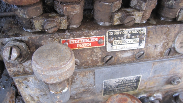 เครื่องยนต์ ฮีโน่ DQ100.  สตาร์ทติดเสียงเพราะ แน่นเก็บไว้ไม่ได้ใช้