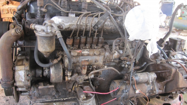 เครื่องยนต์ ฮีโน่ DQ100.  สตาร์ทติดเสียงเพราะ แน่นเก็บไว้ไม่ได้ใช้