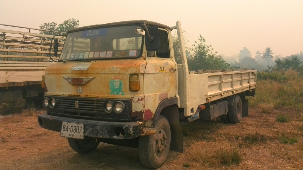 ขาย 6 ล้อ hinoแก้ไขราคาครับ 1.8 แสน พิมผิดครับ ขาย 6 ล้อ hinoแก้ไขราคาครับ 1.8 แสน พิมผิดครับ