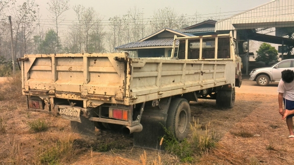 ขาย 6 ล้อ hinoแก้ไขราคาครับ 1.8 แสน พิมผิดครับ ขาย 6 ล้อ hinoแก้ไขราคาครับ 1.8 แสน พิมผิดครับ