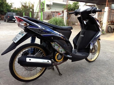 มีโอสองตาแท้