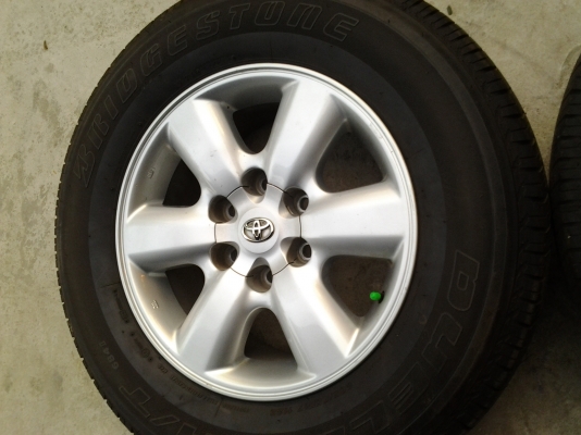 ขายแม็กvigo ขอบ 17 พร้อมยาง ปี 2013