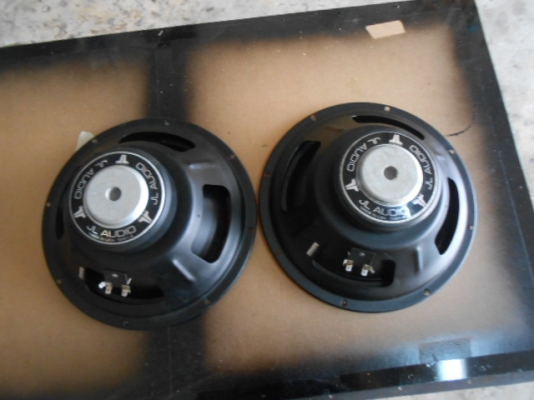 ลำโพง12 นิ้ว JL W-0 รุ่นนี้ยังผลิตในอมเริกาอยู่ครับ