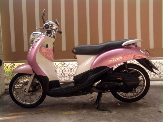 ขออนุญาติขาย Yamaha Fino 115 cc. ลายดอกไม้ โอนให้ฟรีครับ