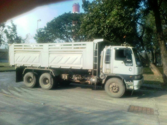 สิบล้อ HINO FM3H รถปี 38 รถสวยเนี๊ยบ ชอบราคาเท่าไรต่อรองกันได้ครับ