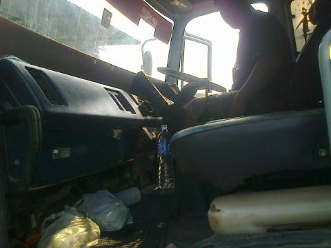 ขายรถบรรทุกสิบล้อดัมพ์ Isuzu นางฟ้าแท้ เครื่องเดิม 195 แรง กระบะดัมพ์สามมิตร ทะเบียนพร้อม