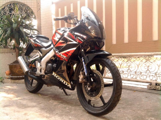 ขออนุญาติขาย HONDA CBR 150 สตา์ร์ทมือ โอนให้ฟรี