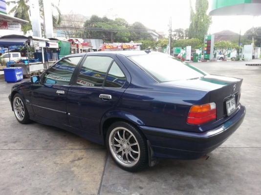 BMW 318 (นกแก้ว) ปี 95 เกียร์ออโต้ พร้อมใช้ค่ะ BMW 318 (นกแก้ว) ปี 95 เกียร์ออโต้ พร้อมใช้ค่ะ