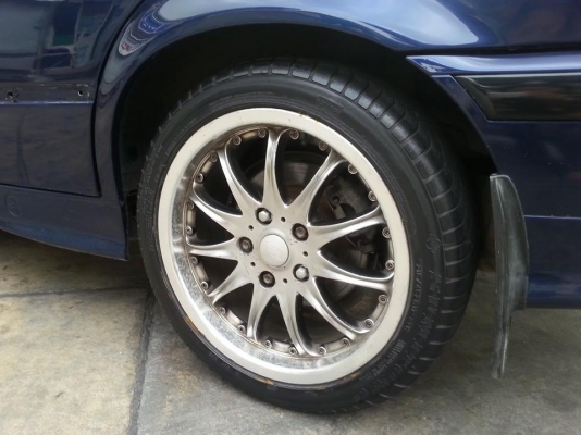 BMW 318 (นกแก้ว) ปี 95 เกียร์ออโต้ พร้อมใช้ค่ะ