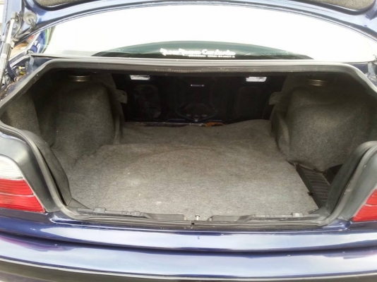 BMW 318 (นกแก้ว) ปี 95 เกียร์ออโต้ พร้อมใช้ค่ะ BMW 318 (นกแก้ว) ปี 95 เกียร์ออโต้ พร้อมใช้ค่ะ