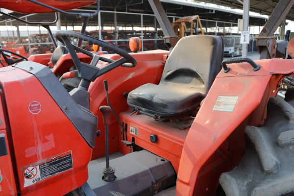 มาแล้ว KUBOTA M5000 พร้อมโรตารี่ติดดัวรถ ใบมีดดันดินตราช้างติดตัวรถ มาแล้ว KUBOTA M5000 พร้อมโรตารี่ติดดัวรถ ใบมีดดันดินตราช้างติดตัวรถ