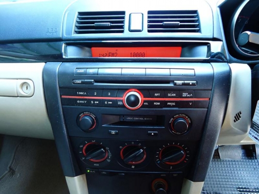 แจ้งรถเข้าใหม่คับ MAZDA 3 1.6 4ประตู สีเทา ปี2005 แจ้งรถเข้าใหม่คับ MAZDA 3 1.6 4ประตู สีเทา ปี2005