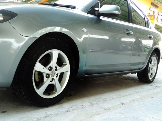 แจ้งรถเข้าใหม่คับ MAZDA 3 1.6 4ประตู สีเทา ปี2005 แจ้งรถเข้าใหม่คับ MAZDA 3 1.6 4ประตู สีเทา ปี2005