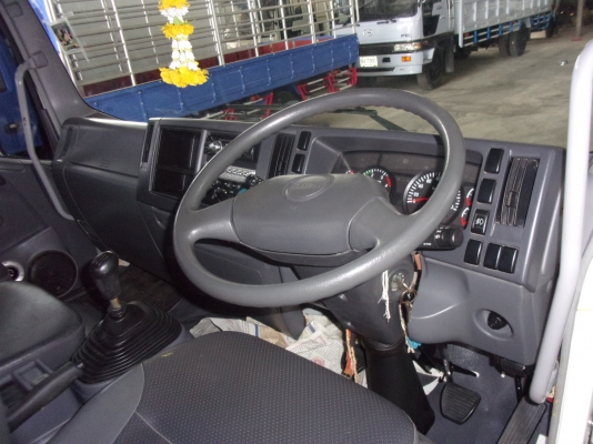 ขาย 6ล้อ อีซูซุ เครน 3ตัน 210แรง ยาว 6.50  ปี2009 รถใช้ 73180 กม. สภาพสวยเดิมเครื่องดี พร้อมใช้งาน ชมก่อนได้ครับ สนใจติดต่อ 081-9425443