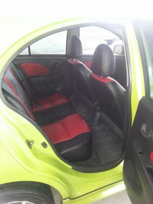 NISSAN MARCH 1.2 E ปี 11  เกียร์ธรรมดา เบาะหนัง  กระจกไฟฟ้า ABS AIRBAG เซ็นทรัลล็อค