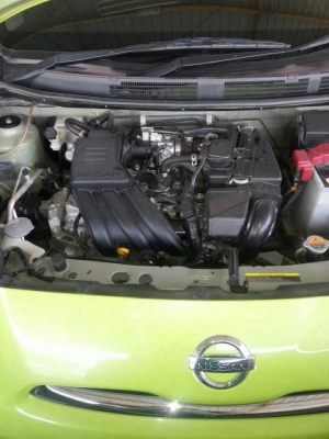 NISSAN MARCH 1.2 E ปี 11  เกียร์ธรรมดา เบาะหนัง  กระจกไฟฟ้า ABS AIRBAG เซ็นทรัลล็อค