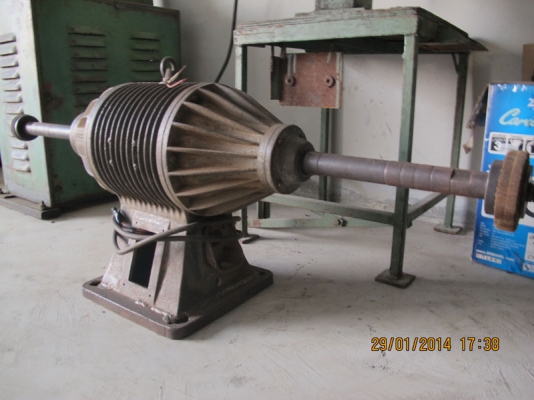 ขายหินเจียรขนาดใหญ่มาก ใช้งานหนักได้เลย ปรับราคาลงแล้ว