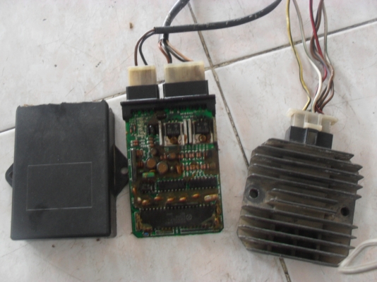 ขายกล่อง cdi gsx r5