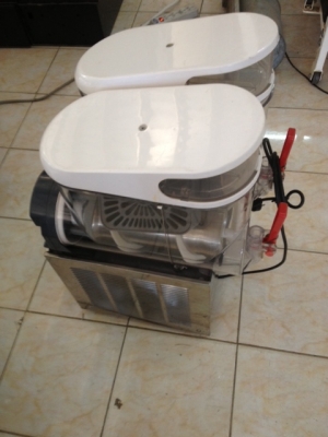 เครื่องทำน้ำหวานสเลอบี้