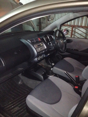 ขายJAZZ ปี04 รถมือเดียว วิ่ง13X,XXXkm.แท้ๆครับ