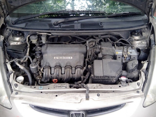 ขายJAZZ ปี04 รถมือเดียว วิ่ง13X,XXXkm.แท้ๆครับ