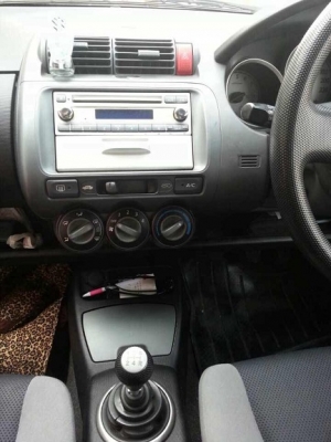 ขายJAZZ ปี04 รถมือเดียว วิ่ง13X,XXXkm.แท้ๆครับ