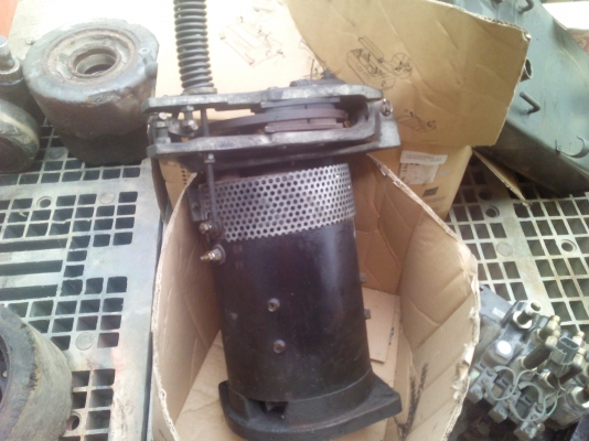 อะไหล่รถยกหลายอย่างถูก เชิญด้านใน