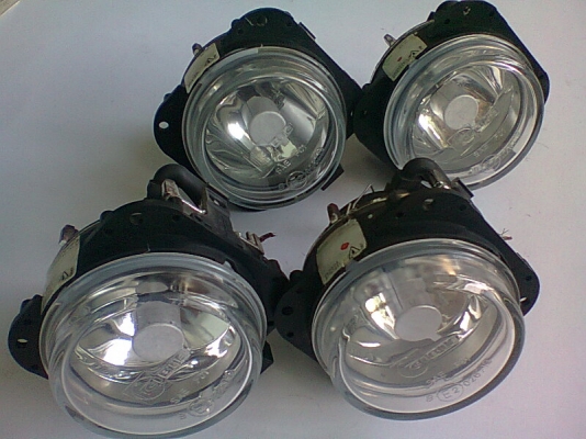 ไฟสปอร์ตไลท์ตัดหมอก