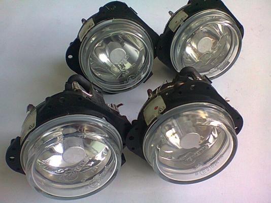 ไฟสปอร์ตไลท์ตัดหมอก