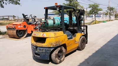 ขายด่วน!!! รถฟอล์คลิฟท์ TOYOTA รุ่น 02-7FG35 ซีเรียล A71GK40-30348 ราคาพิเศษ นำเข้าจากญี่ปุ่น