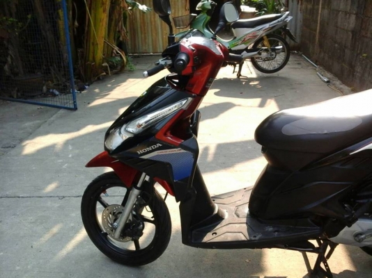 Click i ปี 53 สีแดง ดำ ล้อแม็ค รถสวย เครื่องเดิมๆ