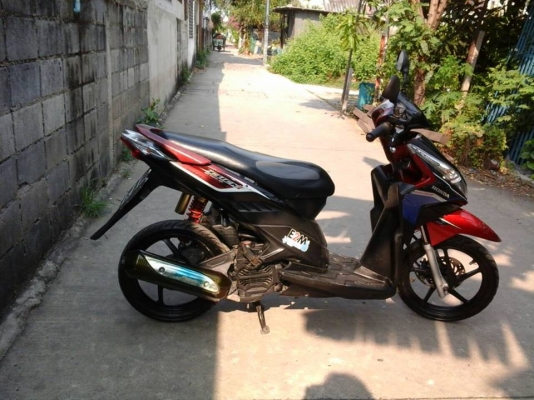 Click i ปี 53 สีแดง ดำ ล้อแม็ค รถสวย เครื่องเดิมๆ