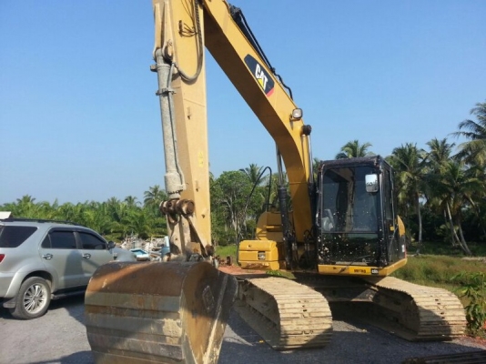 รถแบคโฮ CAT 312D   ( รถทำงาน 2,9xx  ซม. )  สนใจติดต่อ 081 - 6079515