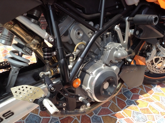 ธารนนทบุรี// ขาย KTM 990 ปี2007 ของแต่งเต็ม สภาพนางฟ้า ราคา500,000 บาท ทะเบียนแท้ เลขสวยๆ