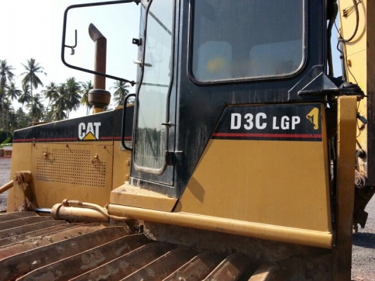 รถ เทคเตอร์ CAT D3C LGP. สนใจติดต่อ 081 - 6079515 รถ เทคเตอร์ CAT D3C LGP. สนใจติดต่อ 081 - 6079515