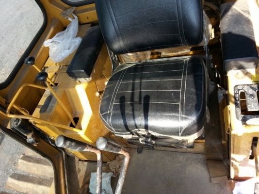 รถ เทคเตอร์ CAT D3C LGP. สนใจติดต่อ 081 - 6079515 รถ เทคเตอร์ CAT D3C LGP. สนใจติดต่อ 081 - 6079515