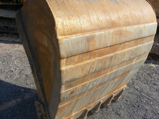 รถแบตโฮ CAT  ( รถทำงาน  3,4xx  ซม. )  สนใจติดต่อ 081 - 6079515