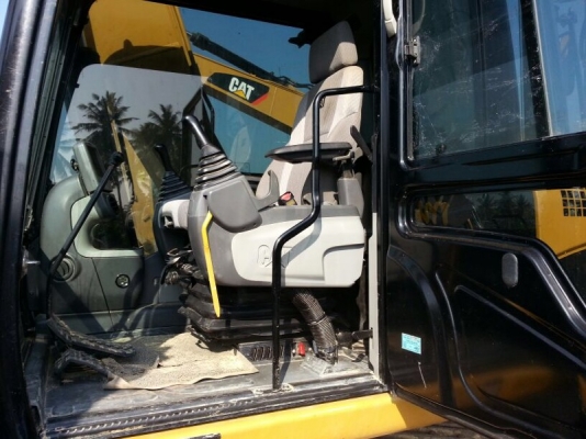 รถแบตโฮ CAT  ( รถทำงาน  3,4xx  ซม. )  สนใจติดต่อ 081 - 6079515